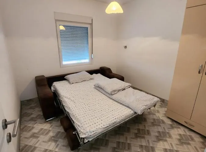 Kruna 索科矿泉村